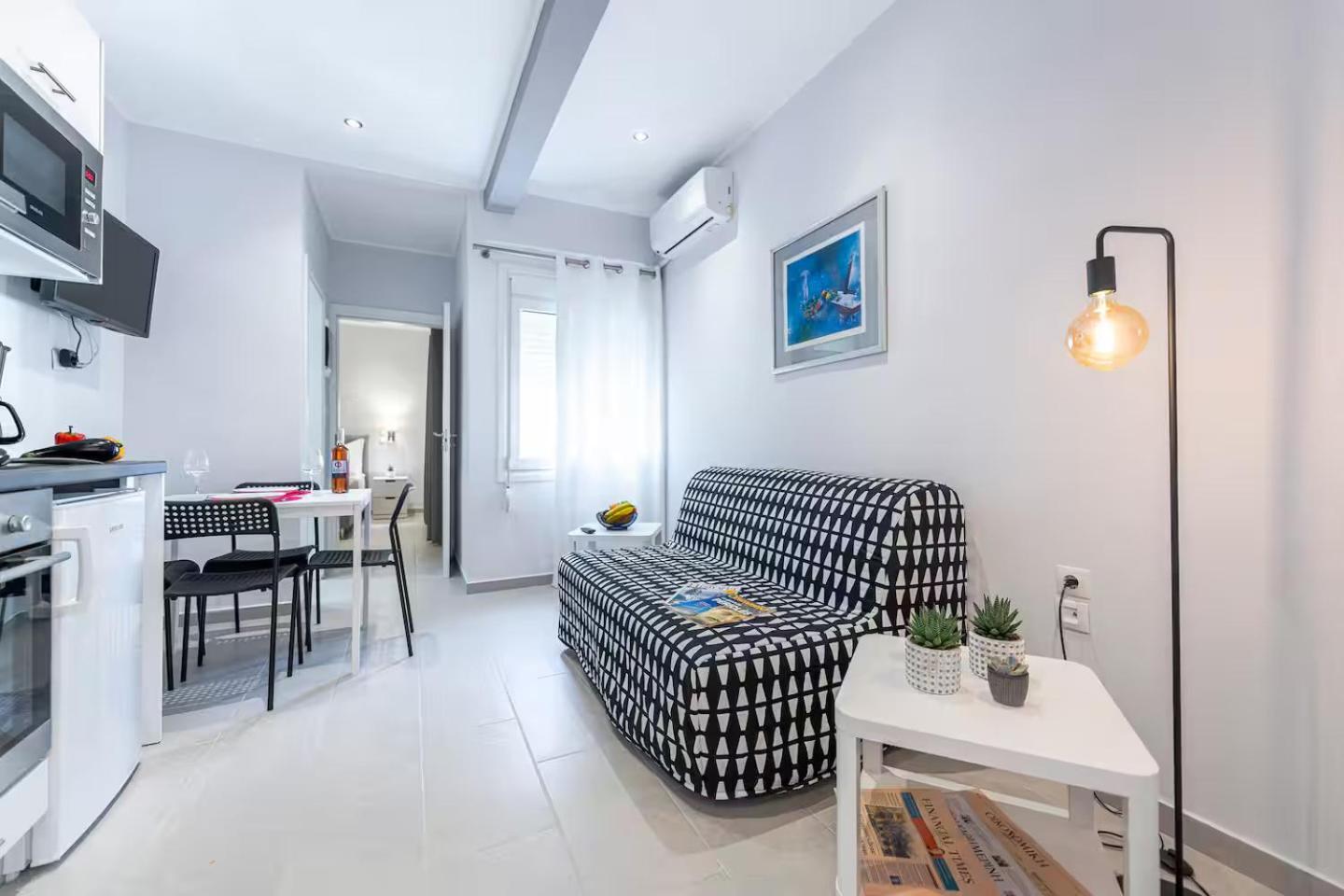 Central-opulent And Luxurious Suites-balcony & Views Acropolis Hills Афины