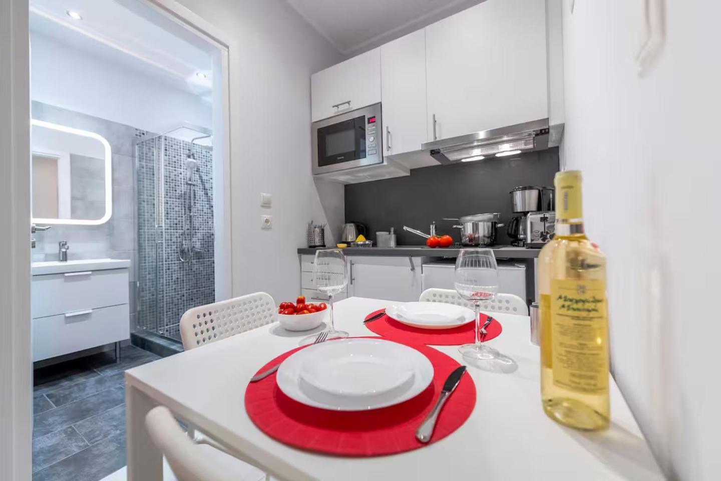 Central-opulent And Luxurious Suites-balcony & Views Acropolis Hills Daire