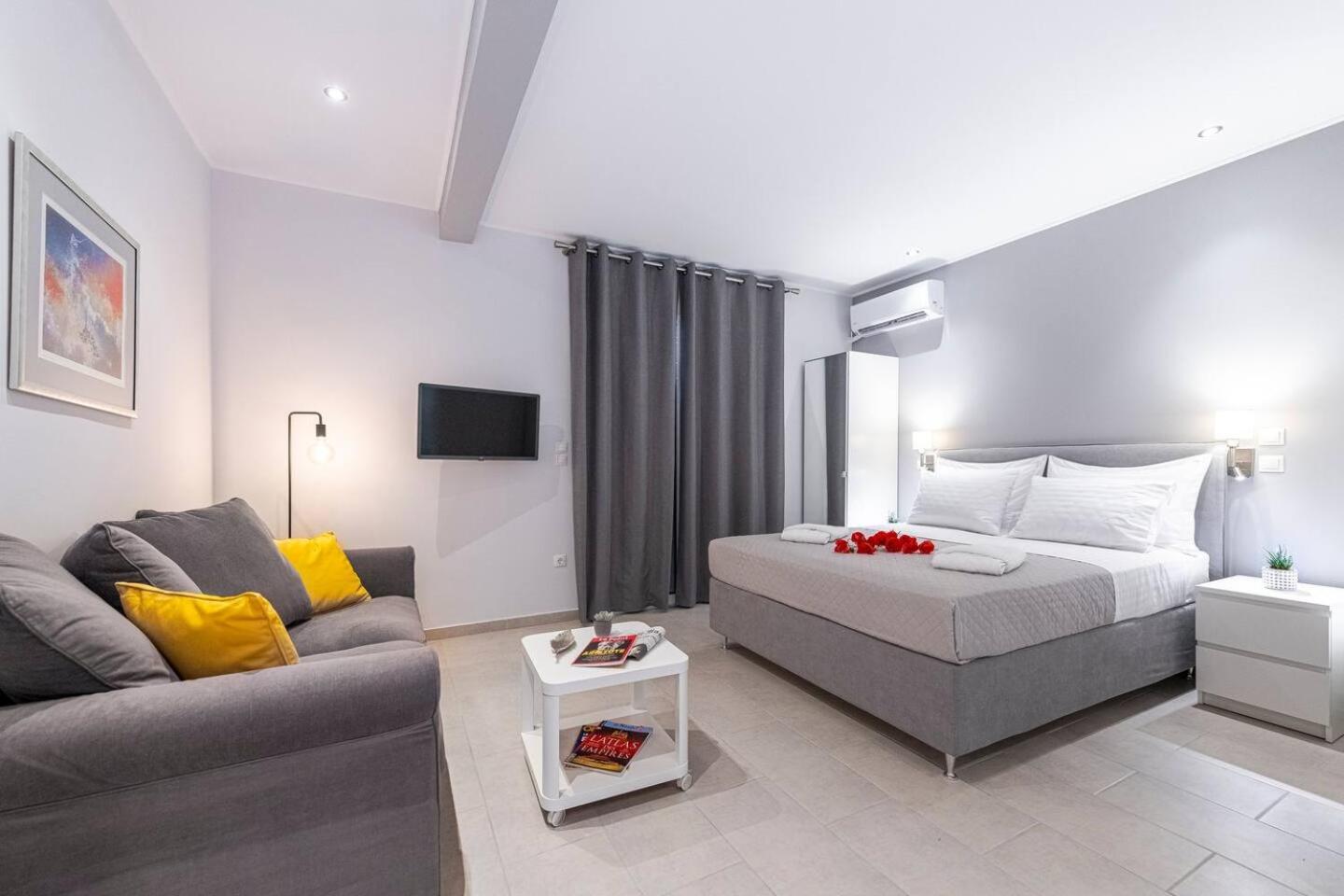 Central-opulent And Luxurious Suites-balcony & Views Acropolis Hills * Atina