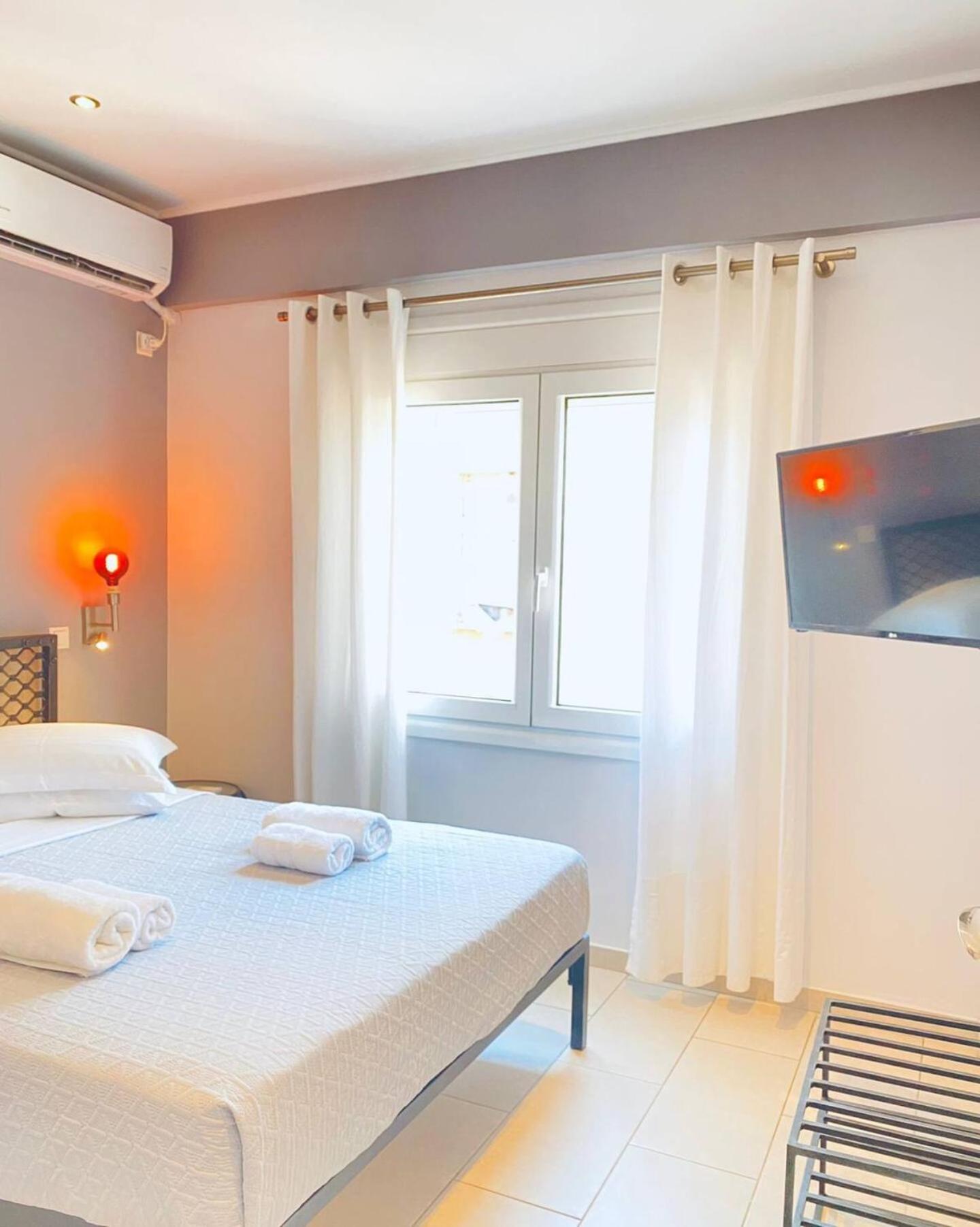 Daire Central-opulent And Luxurious Suites-balcony & Views Acropolis Hills Atina
