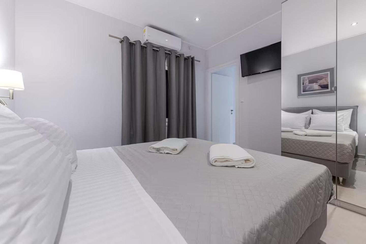 Daire Central-opulent And Luxurious Suites-balcony & Views Acropolis Hills Atina